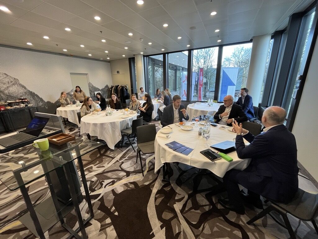 Zurich, Round Table